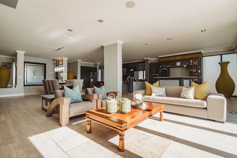 4 Bedroom Property for Sale in Herolds Bay Western Cape